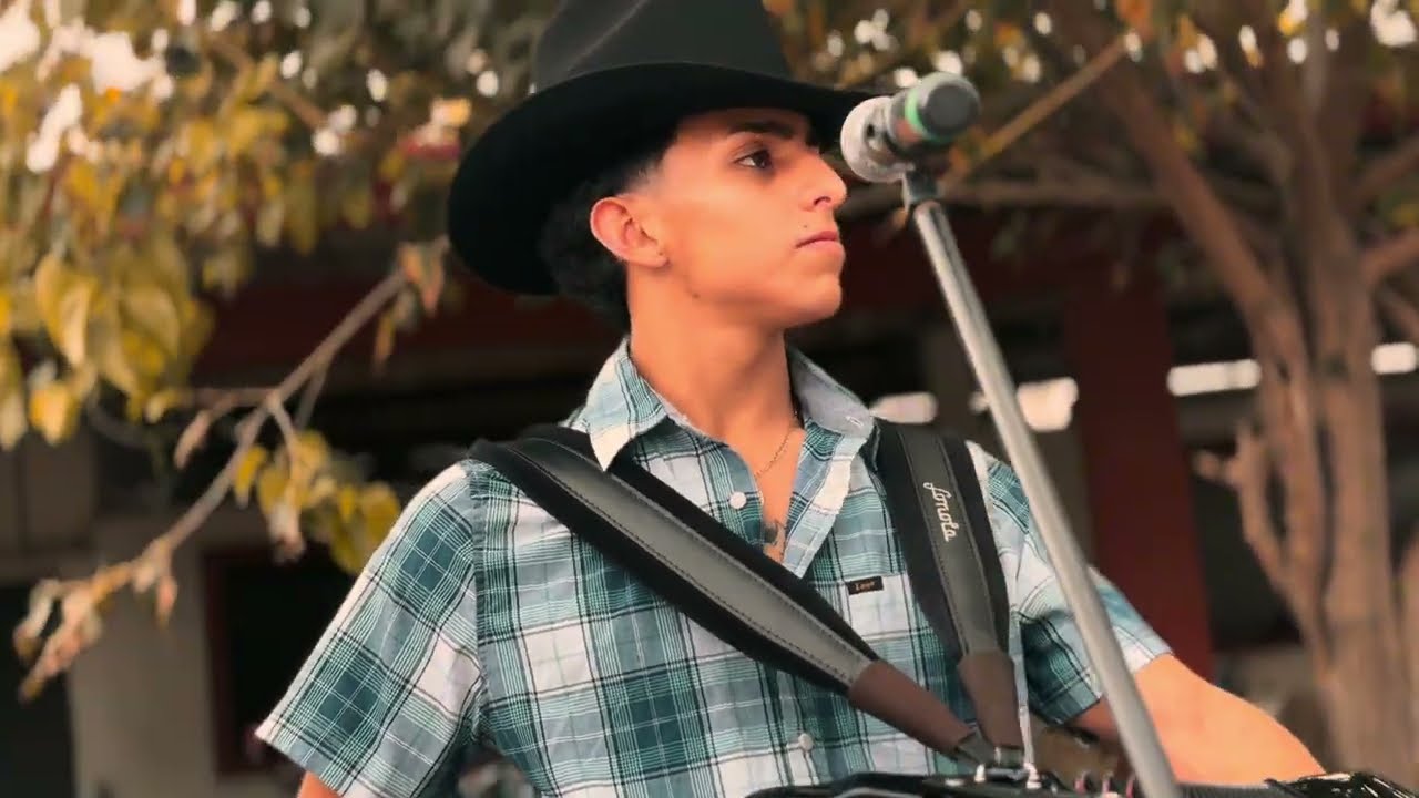 El Coyote / El carretero / Cuando los frijoles bailan - Grupo Ilusion