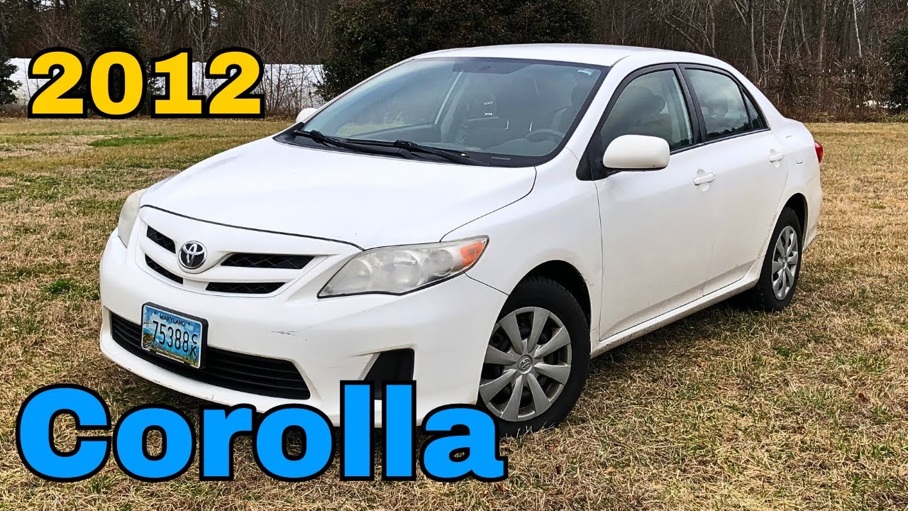 Revision de un 2012 Toyota Corolla CE - El Carro Mas VENDIDO!