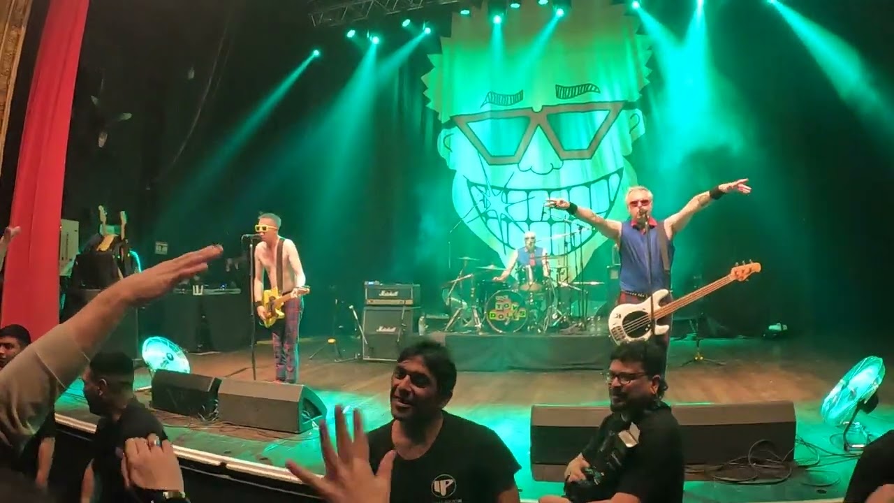 Nellie The Elephant - Toy Dolls en Argentina 9 septiembre 2023