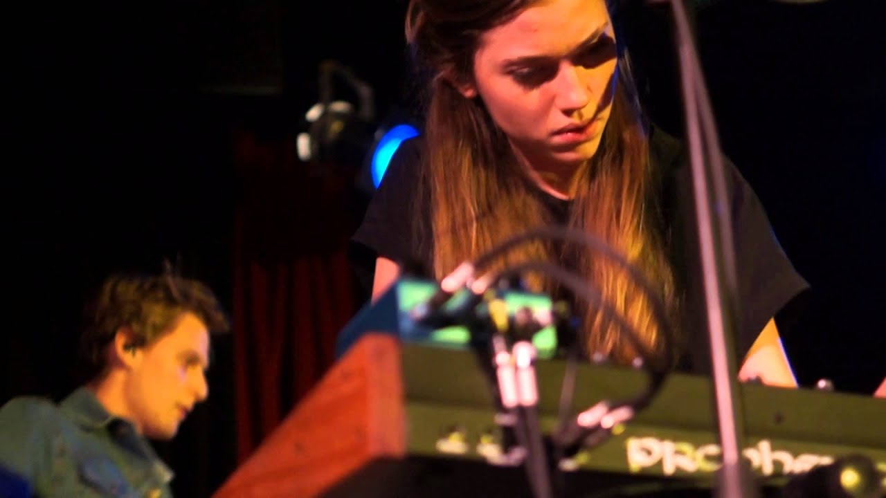 Snakadaktal - 'Hung On Tight' (Live at 3RRR)