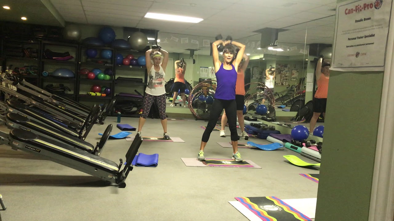 35 Minute Weight Training Workout with a Twist (Simply Fit Board)