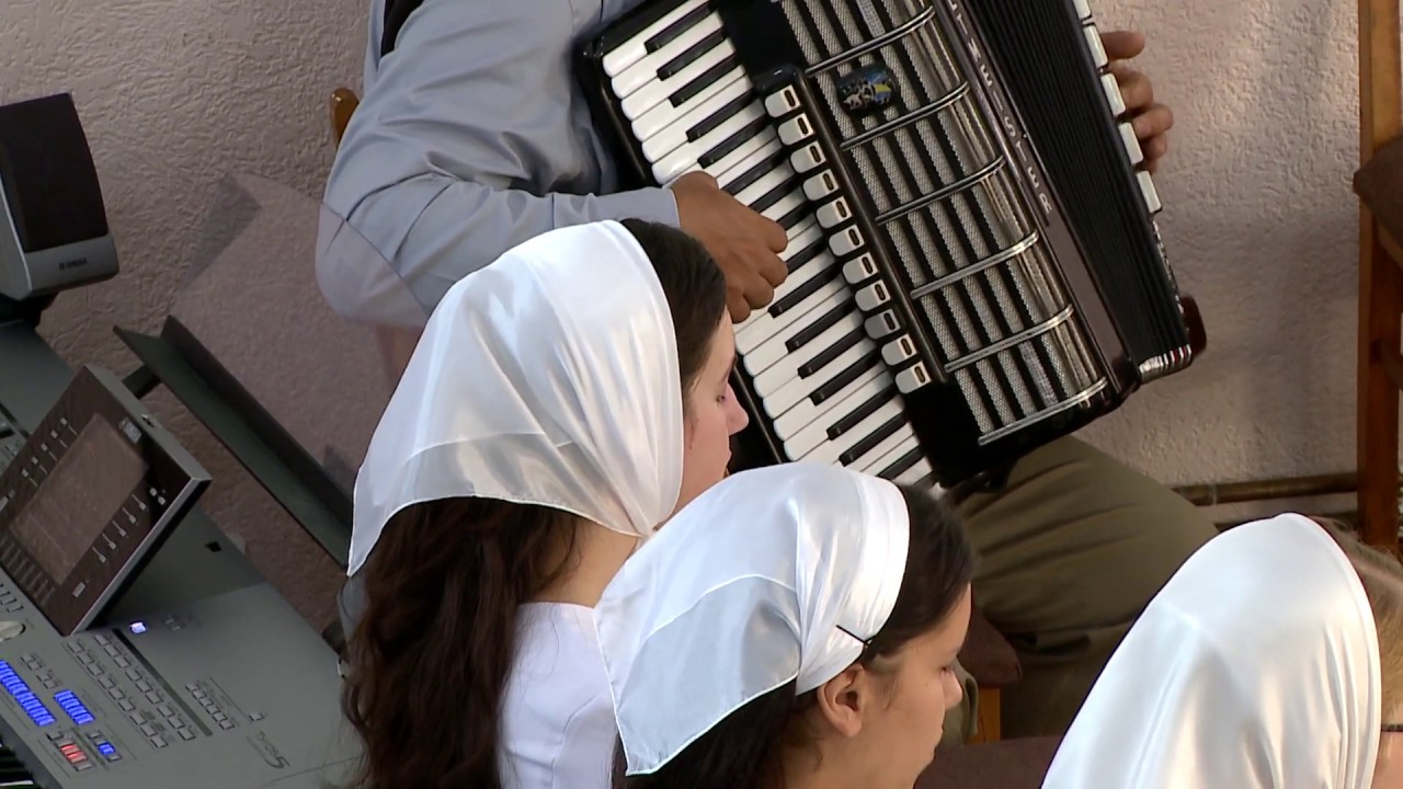 Slobozia Sucevei. Cantare comuna. Biserica Penticostala  ,, ISUS LUMINA LUMII ''.  04.08.2019 am.