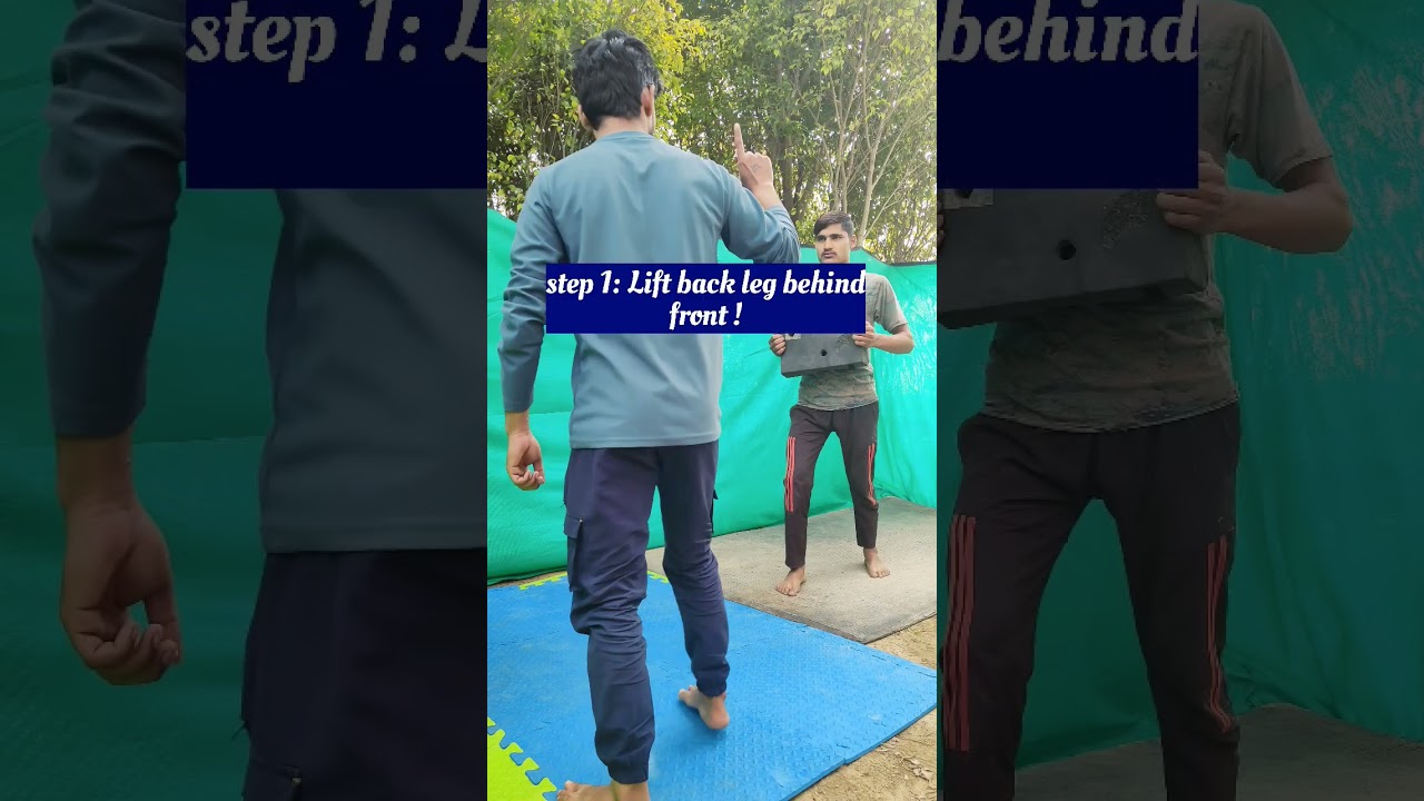 😱 Bruce Lee's Skip in Side kick Tutorial!🥋. #brucelee #sidekick #selfdefense #shorts #prfclub