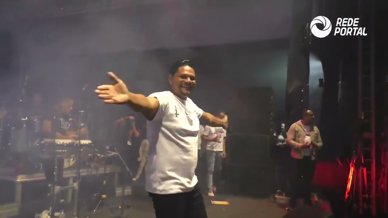 Moreno em Cristo Ao Vivo no Itabuna em Adoração