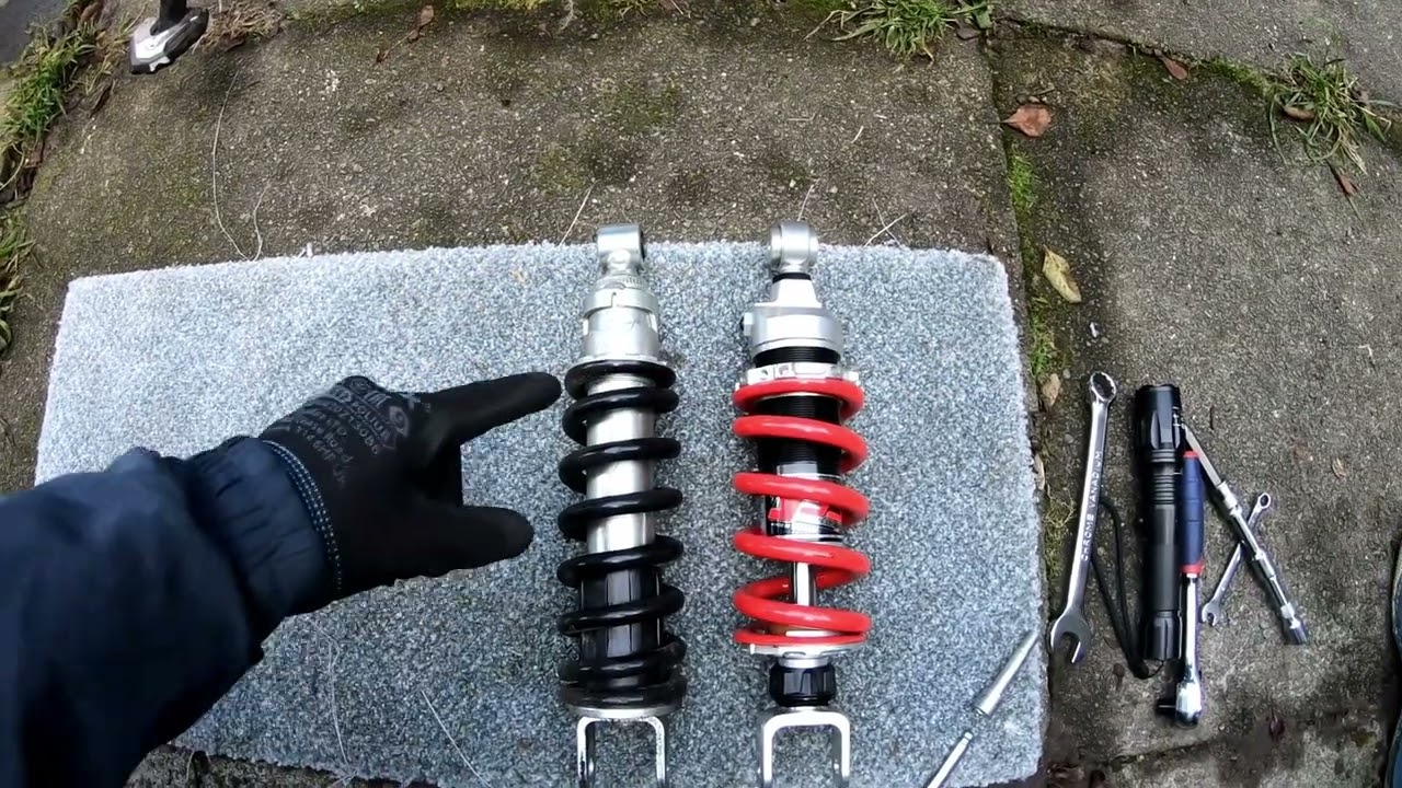 Honda CB500X - YSS Rear Shock First Look