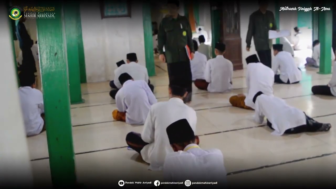 Pelaksanaan Evaluasi Belajar Tahap Akhir EBTA Pondok Pesantren Mahir Arriyadl Ringinagung