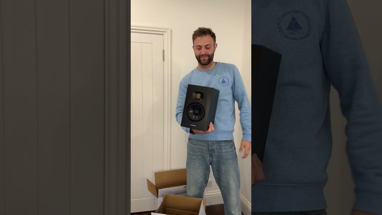Adam Audio T5V Monitors preview - UNBOXING!