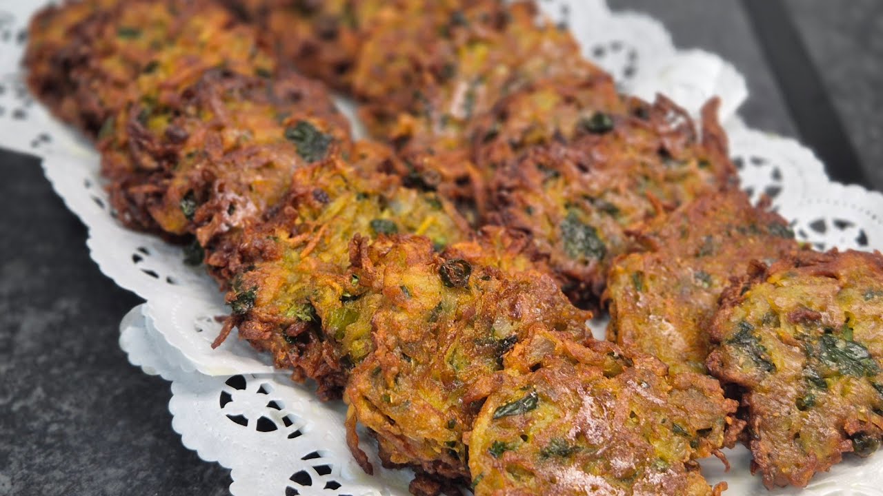 پکوره سیب زمینی (کچالو)مناسب برای ماه رمضان POTATO PAKORA 