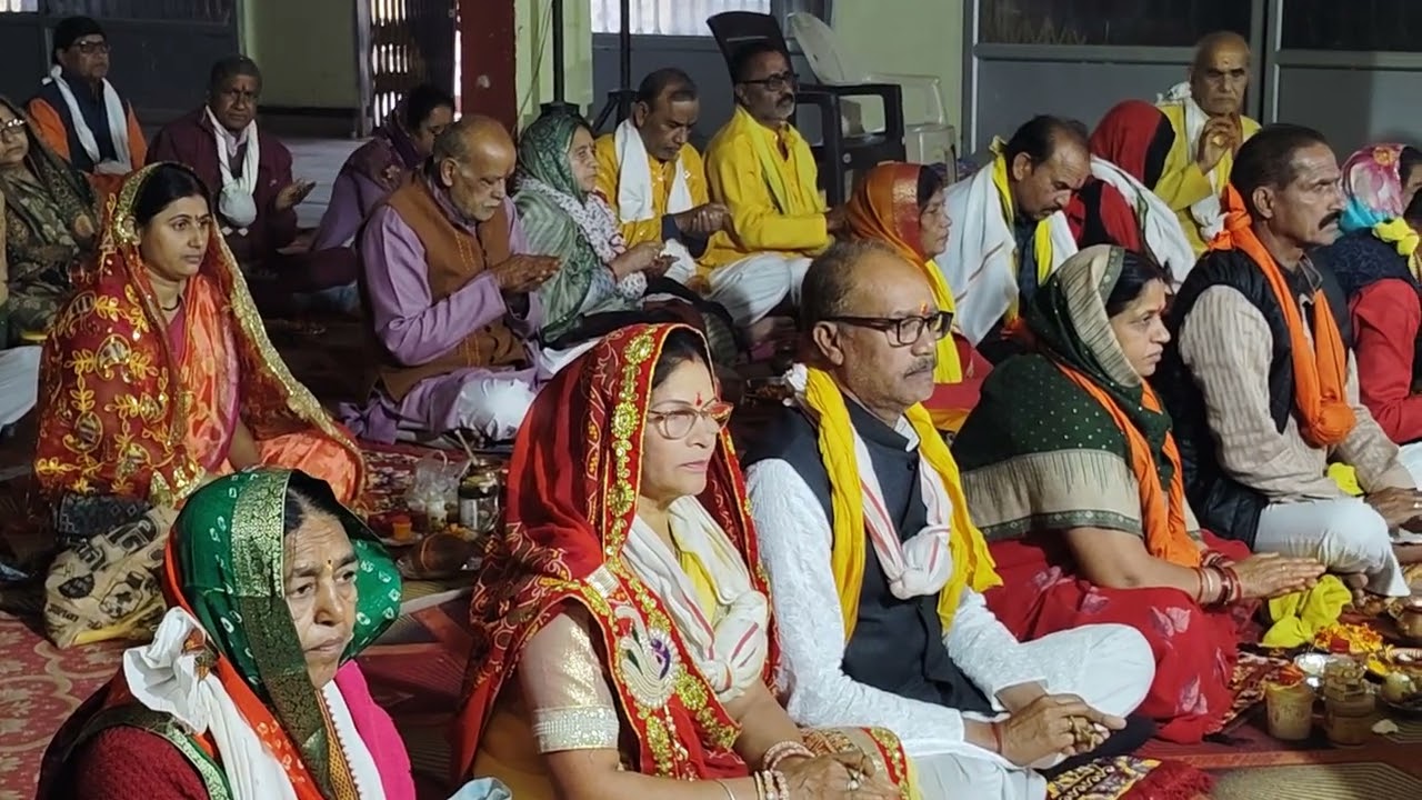 श्रीमद्भागवत कथा सप्तदिवश का प्रातः पूजन कर्म नैमिषारण्य 