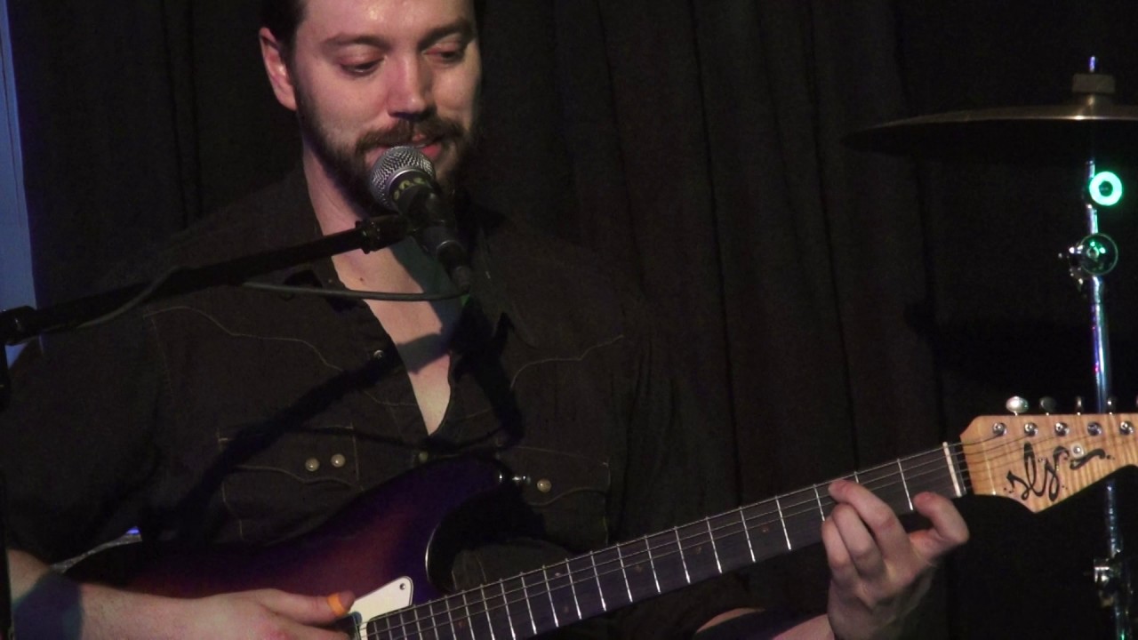 Seth Lee Jones & The Regulars 