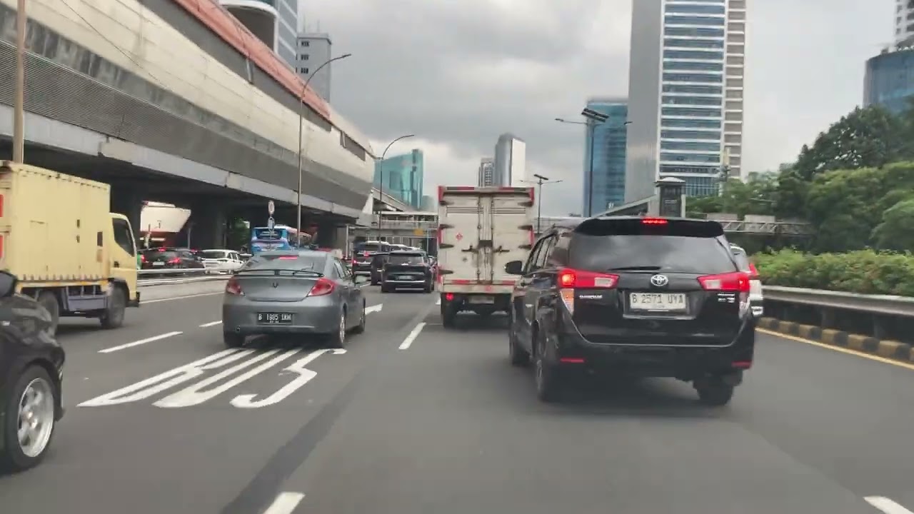 Cililitan Toll Gate 2 East Jakarta to Simpang Kuningan South Jakarta via Jakarta Inner Ring Road