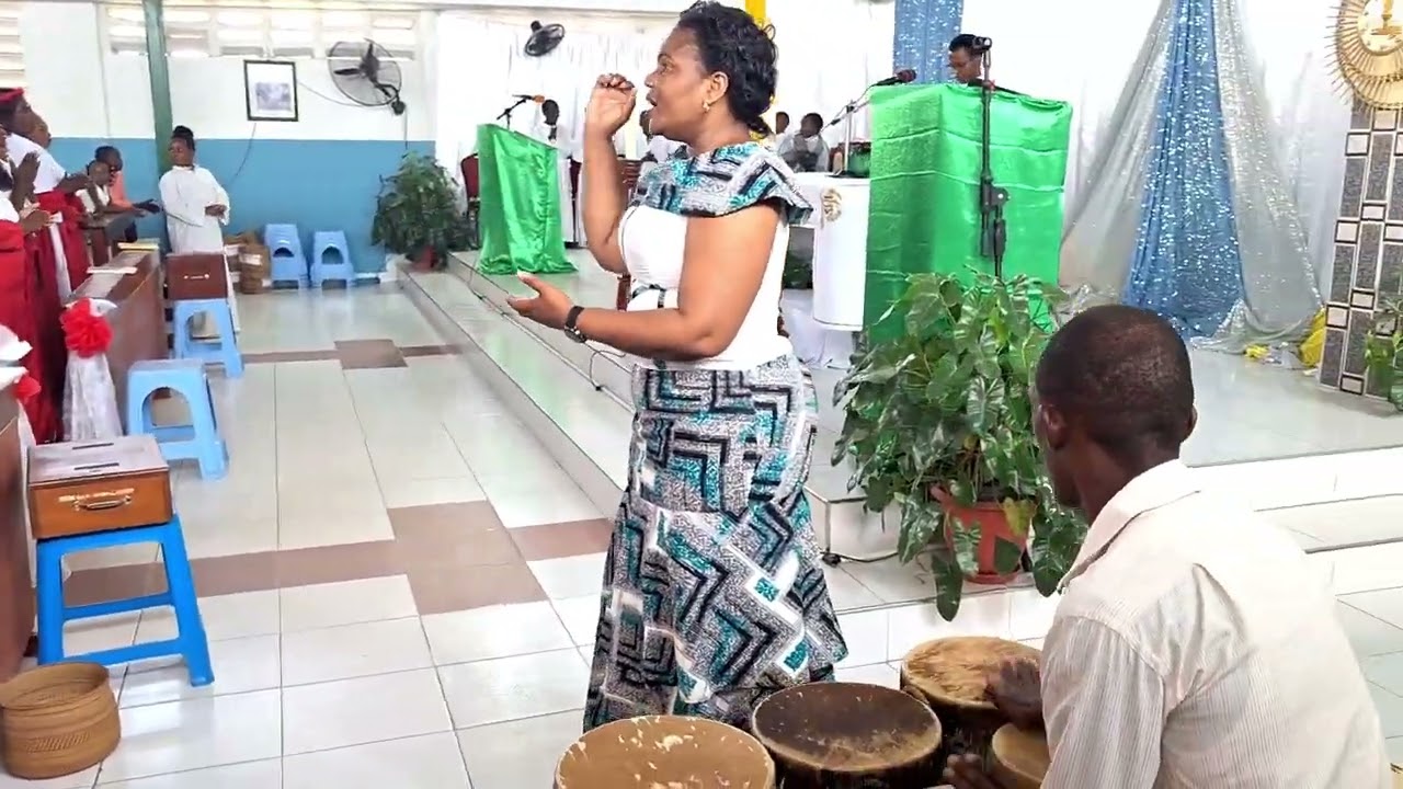 Bwana Utuhurumie & Utukufu - Misa no.27 - Mt. Theresia wa Mtoto Yesu || J. Makoye #kwayakatoliki
