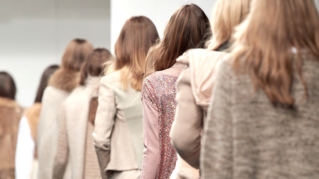 TWINSET Simona Barbieri Fall Winter 2015/16 Precollection Fashion show