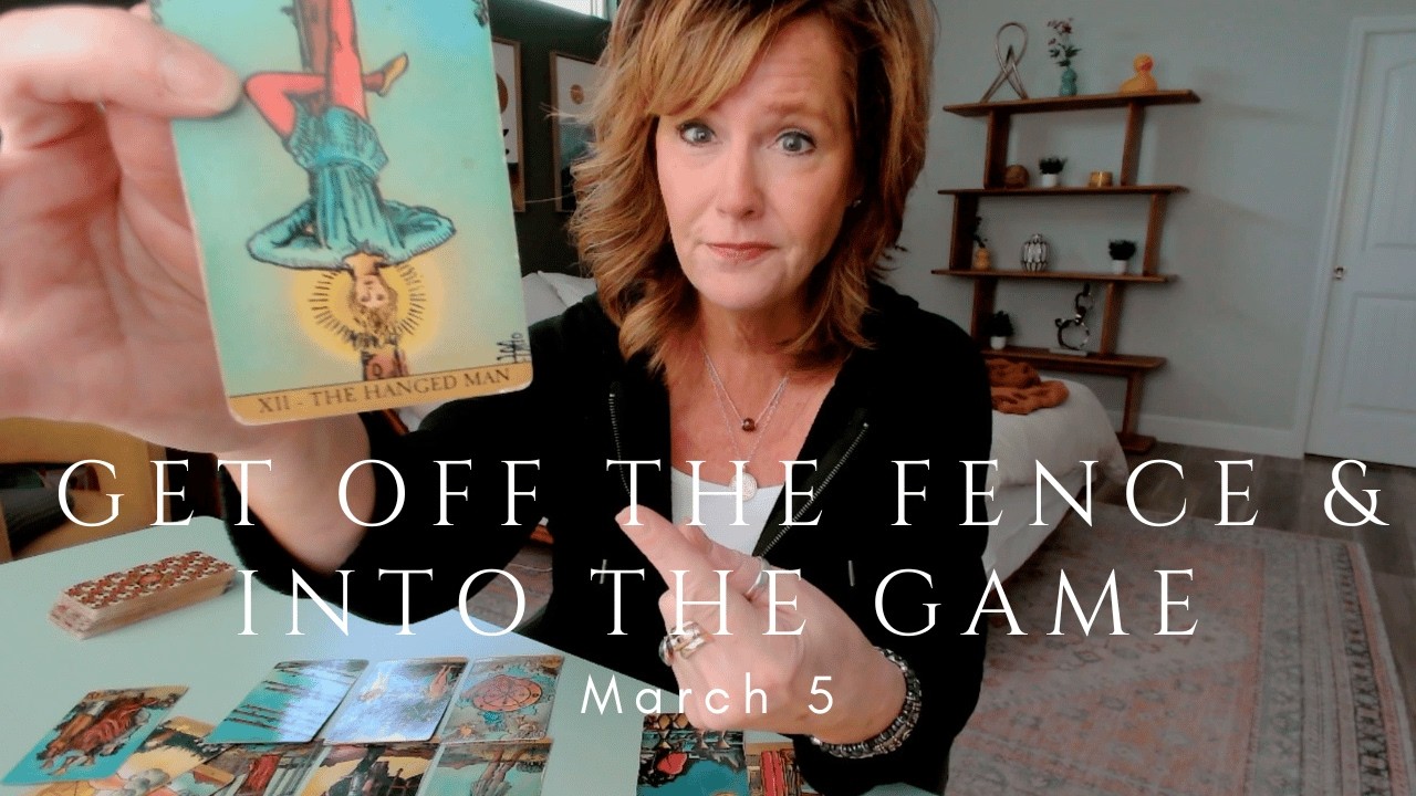 Your Daily Tarot Reading : Time To Get Off The Fence | Spiritual Path Guidance
