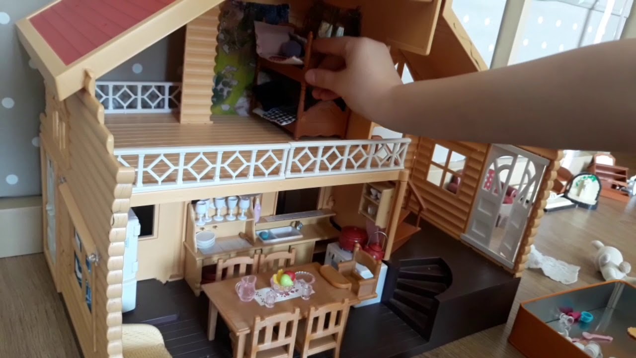 Домик Sylvanian Families. Расстановка мебели.