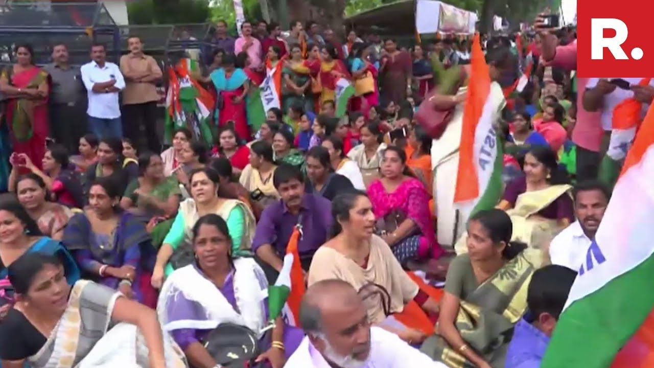 Citizens Protest Against Kerala Government's Plan To Club SSLC & HSC Exams