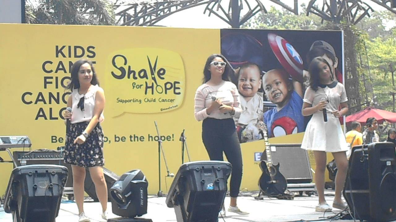 deCalista - Masa Kecilku at Shave for Hope | 06/09/2015
