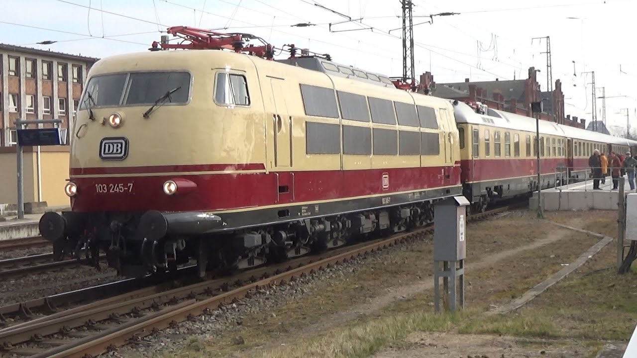 MOLENFEUER - Mit dem historischen InterCity von Bielefeld nach Warnemünde