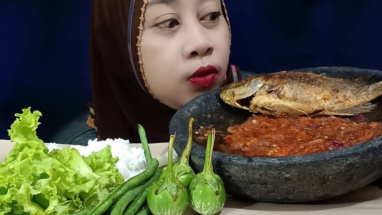 NGELALAP TERUS | LALAPAN SAMBAL TERASI #mukbang #lalapan