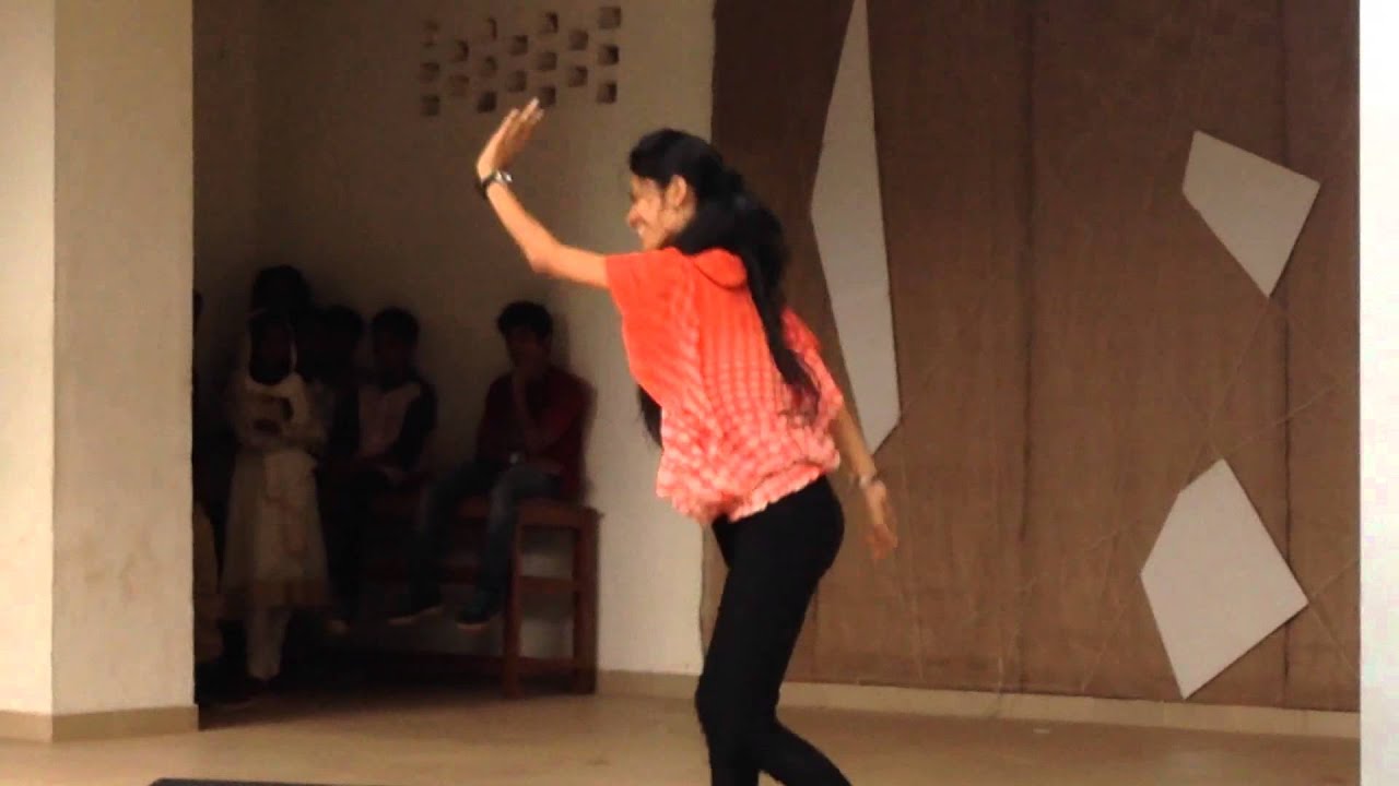 Dance performance Nayana Josan MBCET @ Dhwani 2015 Dance Competition