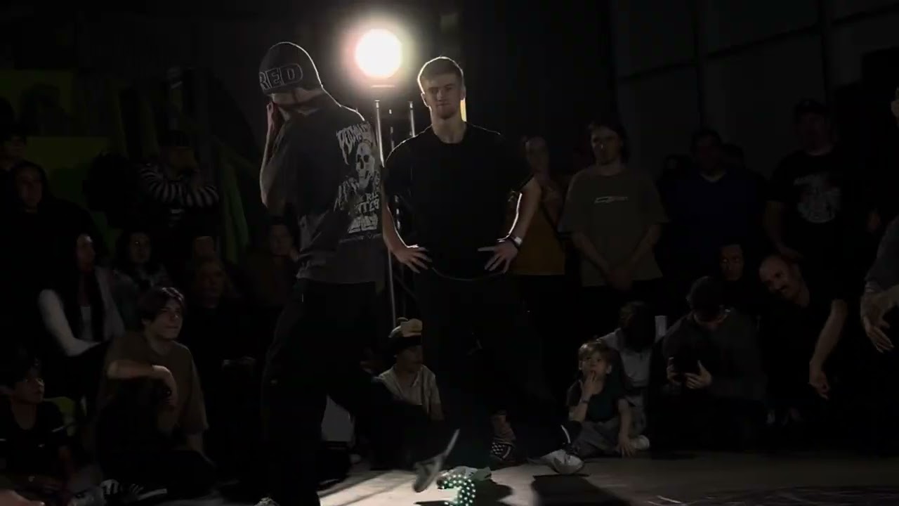 White Diamond vs Seven (top4) Best Bboy PRO / TEEN SPIRIT 3