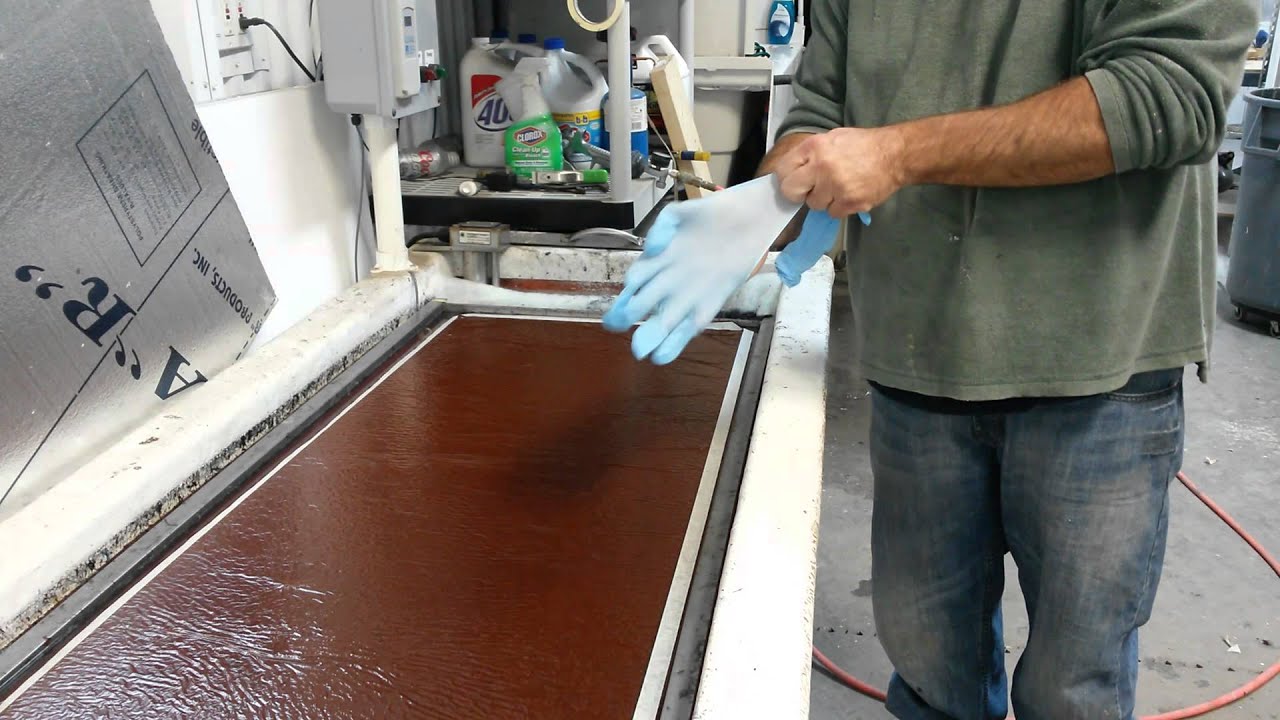 Hydrographics on a 38 Buick dash with a Burlwood pattern