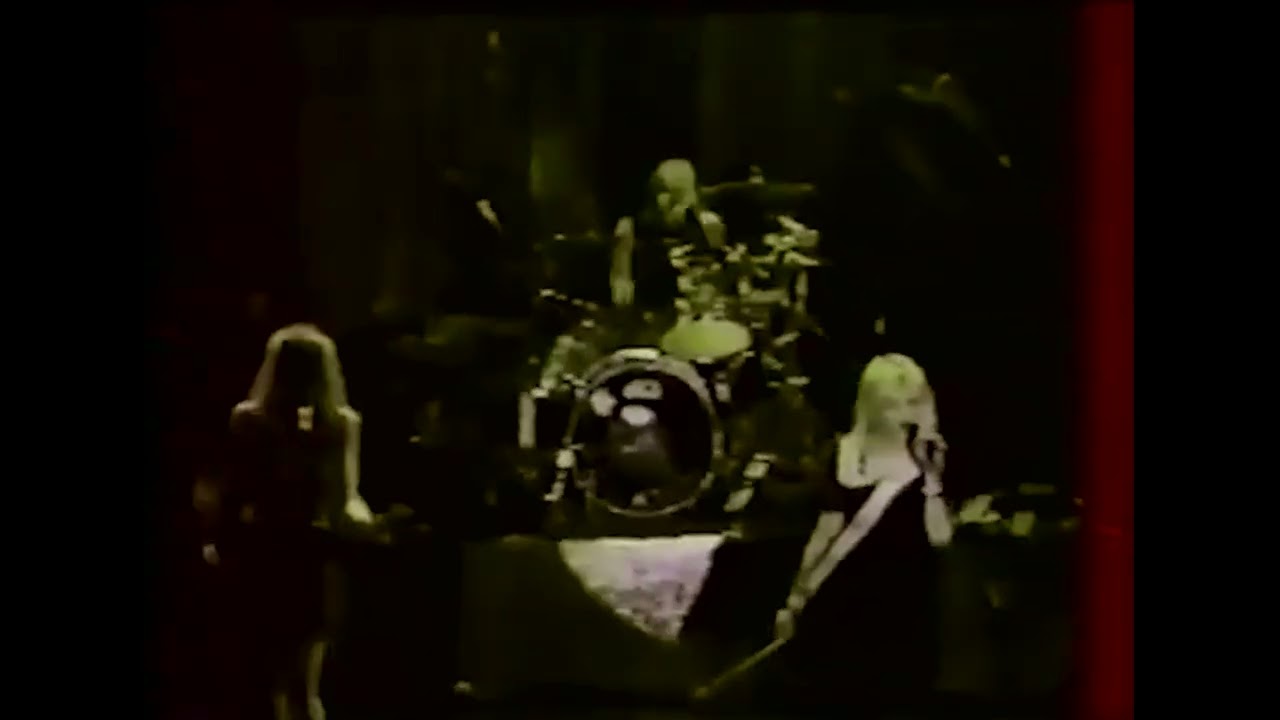 Hole - Live at Le Bataclan (Paris, France, 05/08/1995) (Full Show)