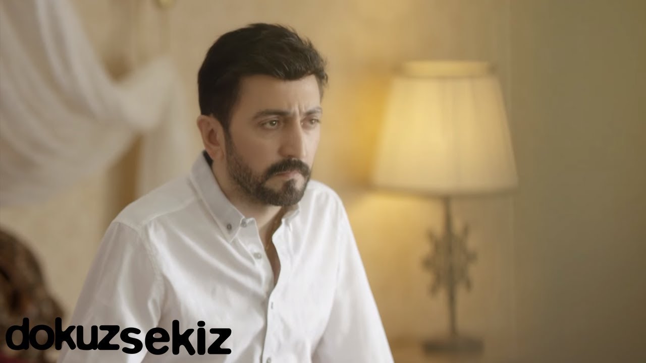 Ferman Toprak - &Ccedil;ekip Gitmeyecektin / Olaydık (Official Video)