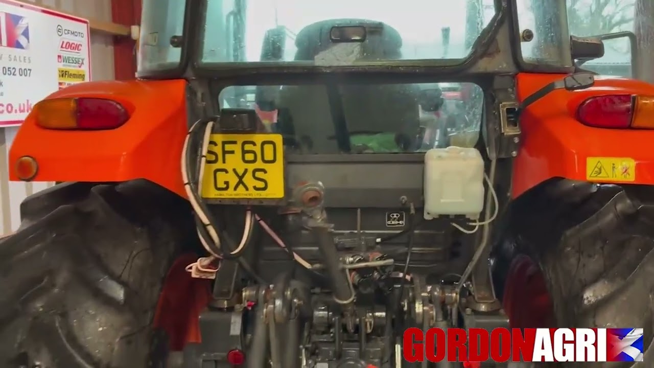 Kubota M6040 4WD Tractor, 2010