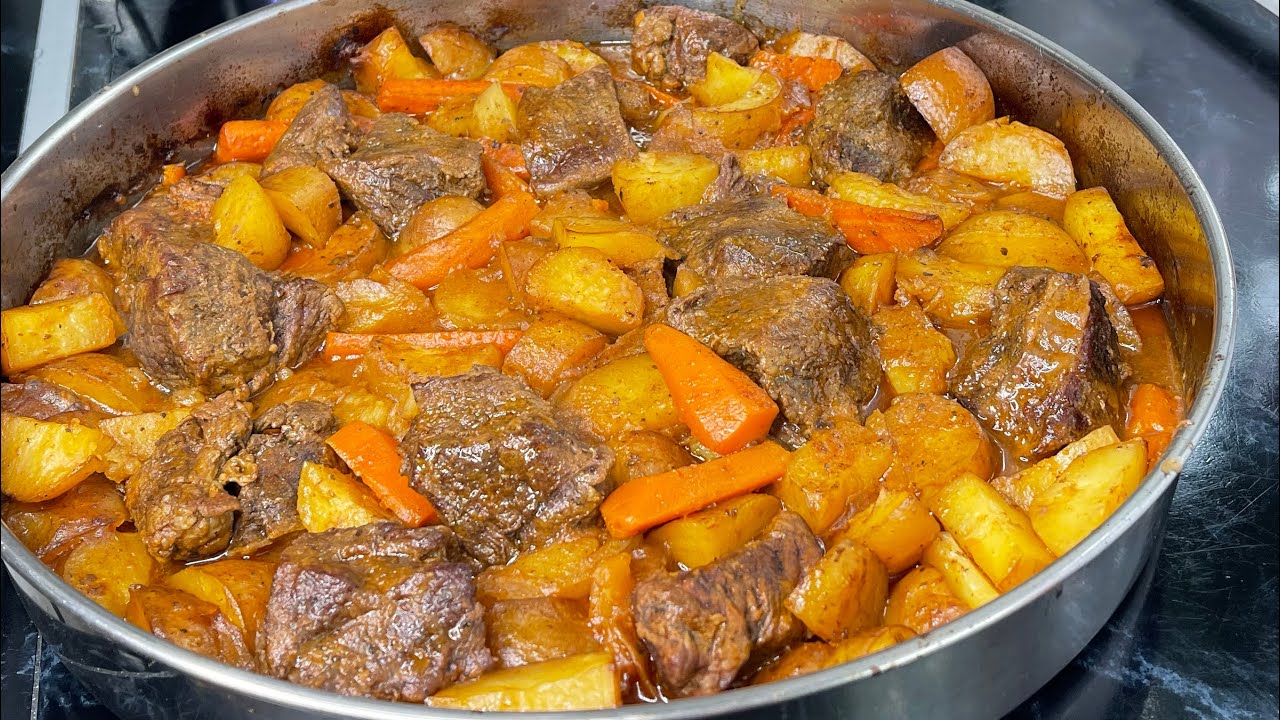 Sekreti i Patateve të Buta në Furrë dhe Mishit që ndahet Fije-Fije.😍Recetë Tradicionale!😋
