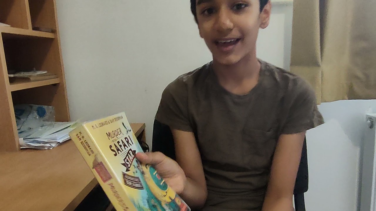 Murder on the Safari Star - Book Review 😊