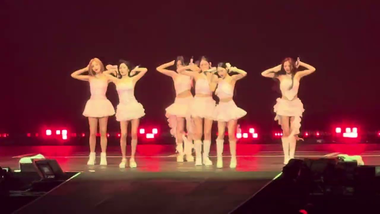 BABYMONSTER- Kill This Love (Blackpink cover) Chicago concert 