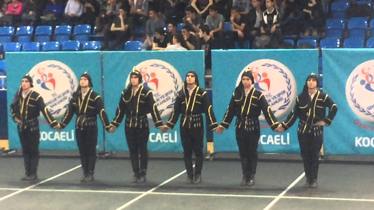 KOCAELİ ANADOLU LİSESİ ARTVİN YÖRESİ HALK OYUNLARI YARIŞMASI PERFORMANSI 2016