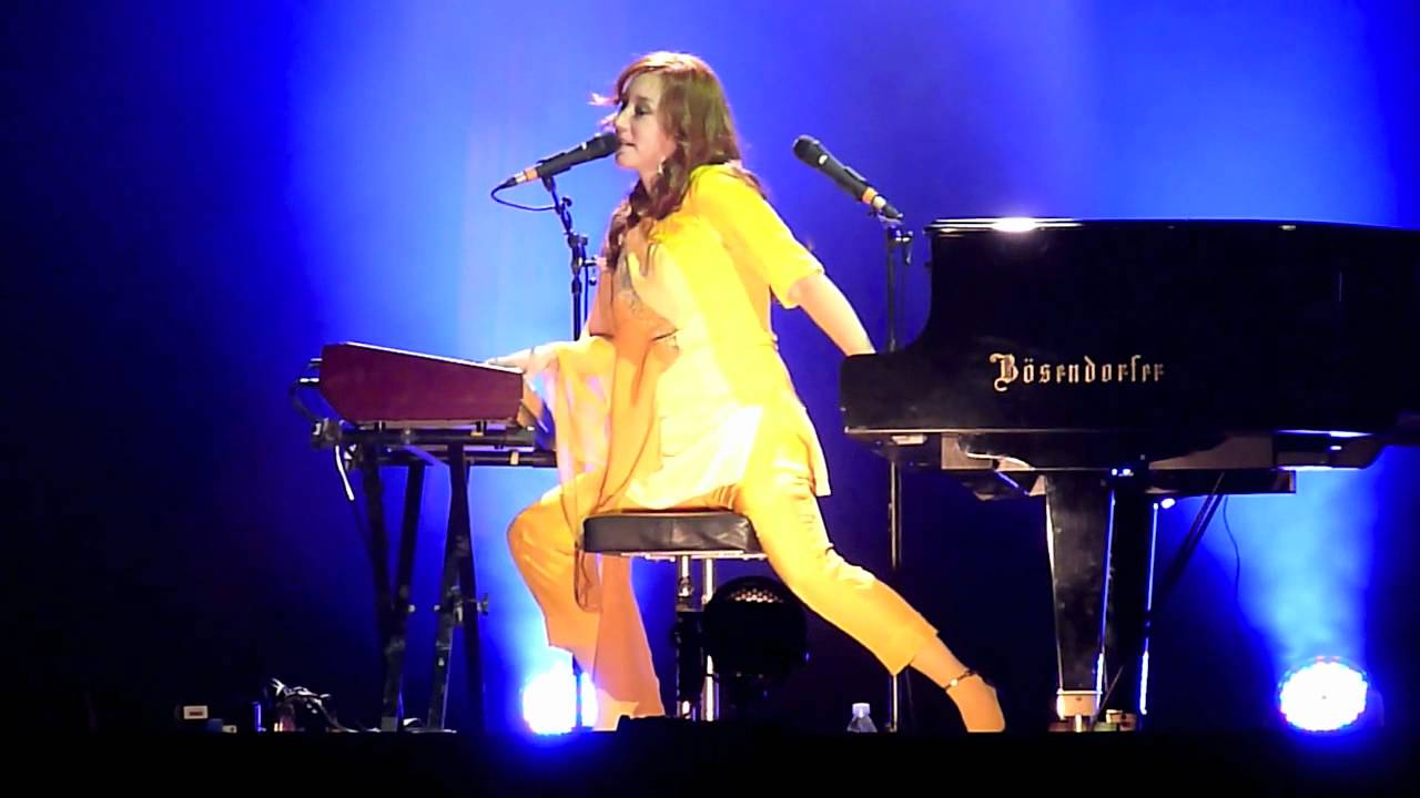 Tori amos Arcimboldi 07-10-2011 - Sugar.mov
