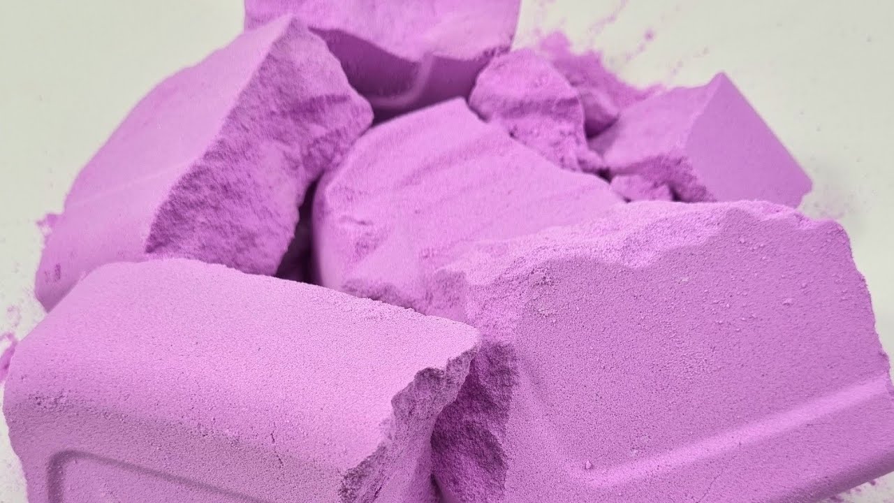 Baking soda crush ASMR #trending #satisfying #asmr #explore #aibizasmr #baking #crunchy #relaxing