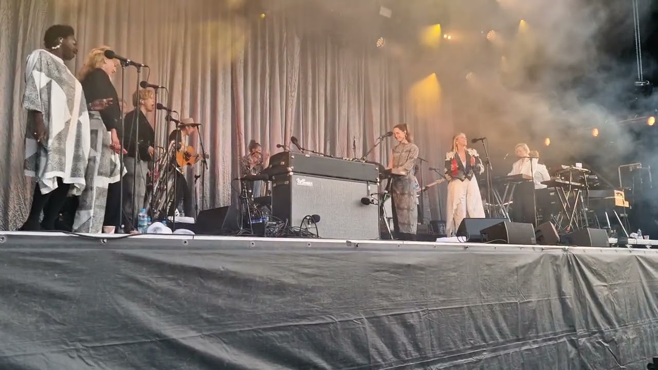 Susanne Sundfør-Fade Away-Bukta 2023
