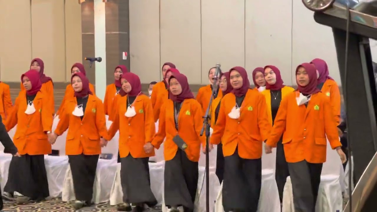 Kejar Mimpi (Maudi Ayunda) Paduan Suara STIKes Tengku Maharatu