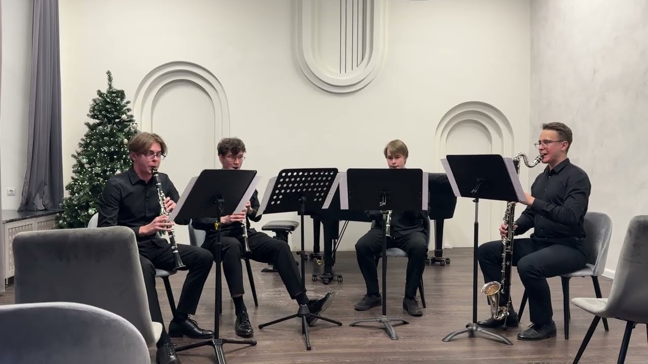 I. Berlin - Blue Skies / Clarinet Quartet