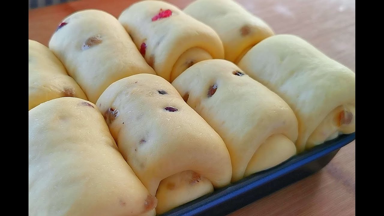 面粉里加2个橘子，不用揉面，不烤也不烙，筷子一搅，营养又解馋