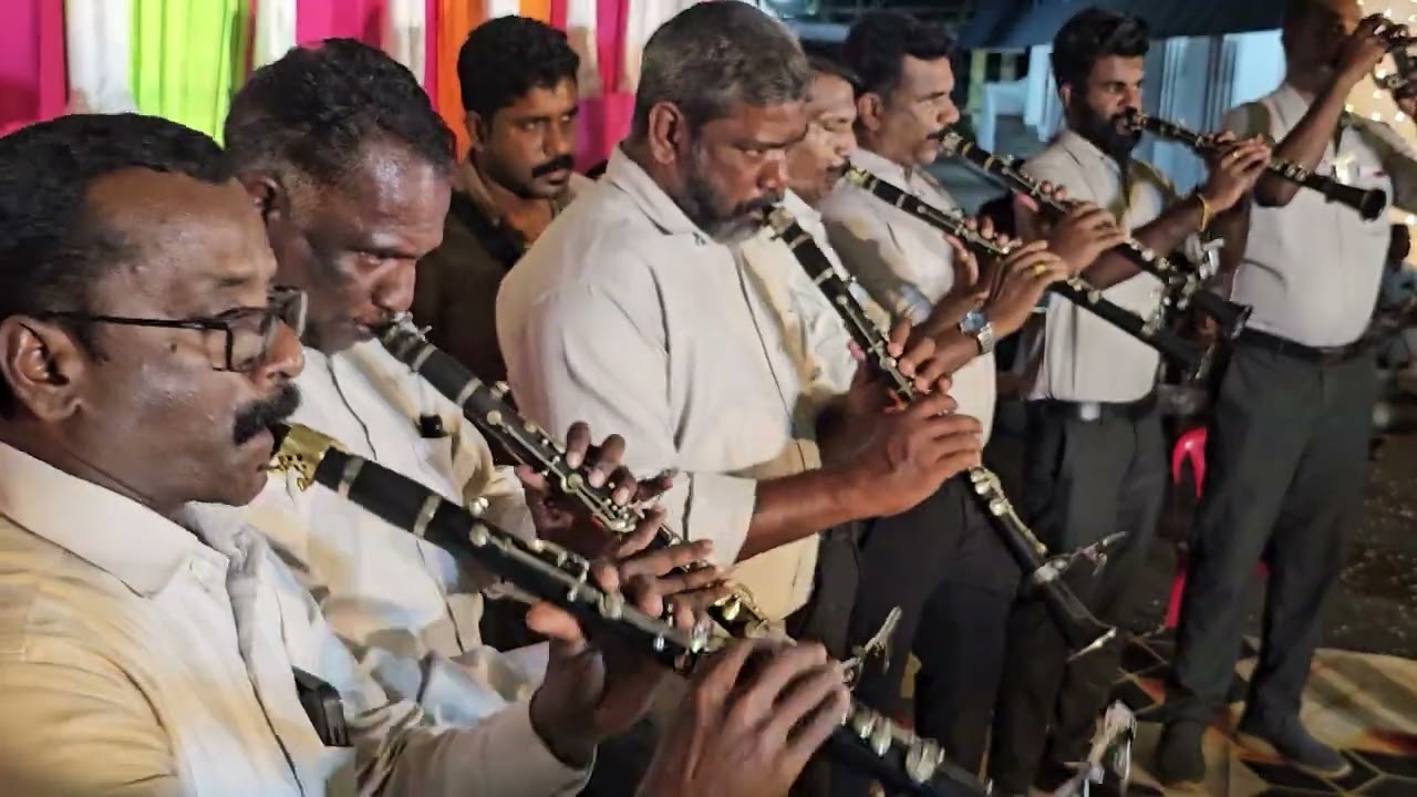 പെണ്ണാള്ളെ...പെണ്ണാള്ളെ🤞❤️💥🔥🎺🥁#pooram#uthsavam#perunnal#bandset#kunnamkulam#thrissur#kerala#dance