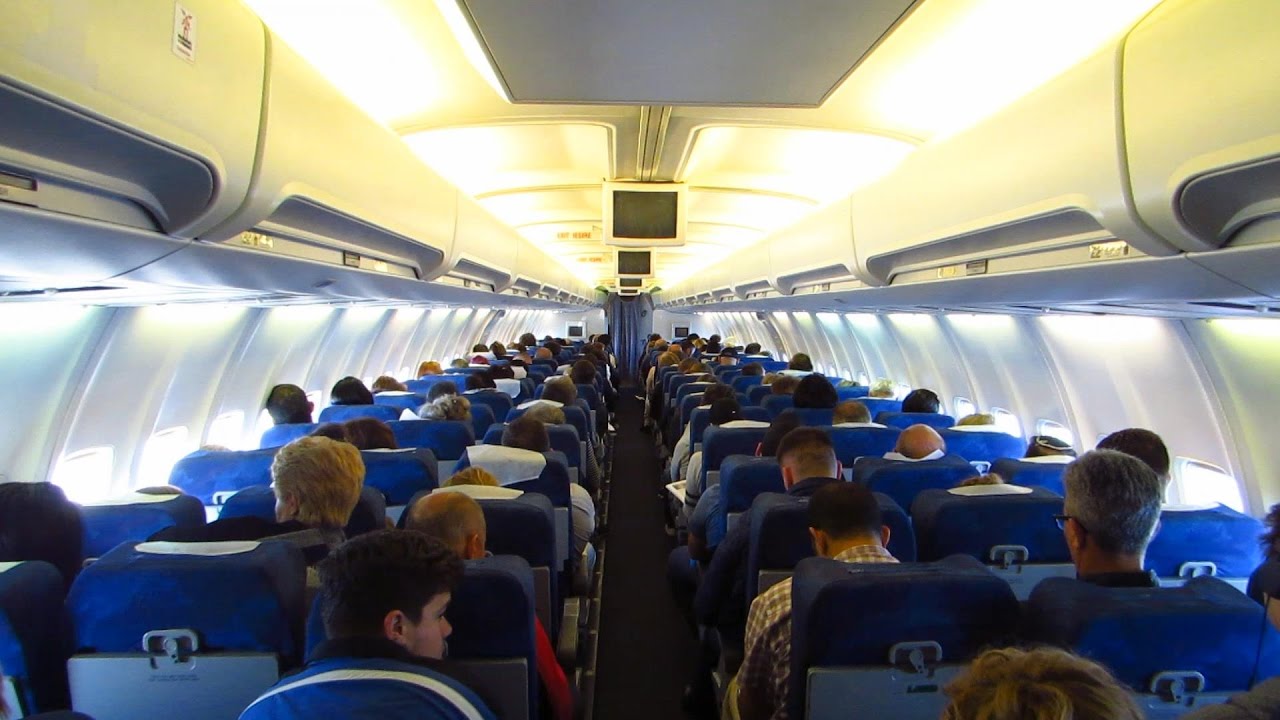 TRIP REPORT | TAROM Boeing 737-300 | Bucharest to Madrid | Economy [Full HD]