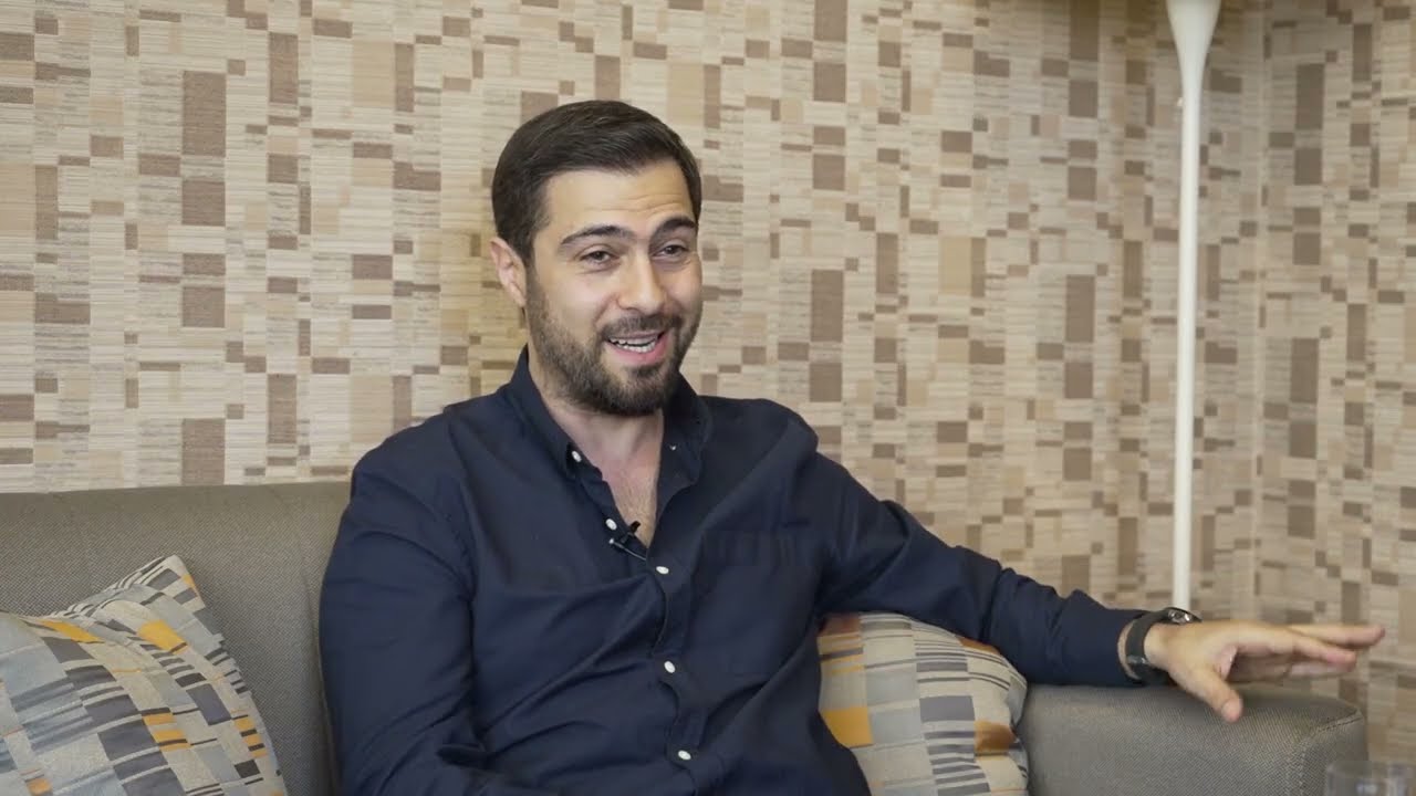 Pərvizlə - Namiq Qaraçuxurlu - meyxana, Milli Məclis, Fəxri ad, Aygün Kazımova