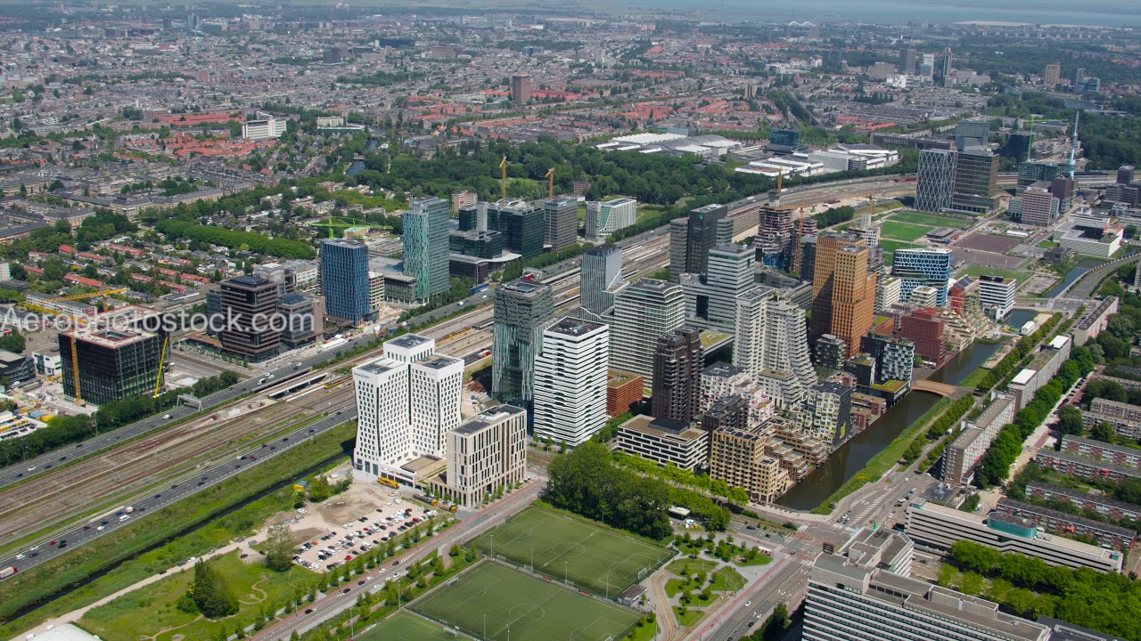 Amsterdam Zuidas luchtbeeld / luchtvideo