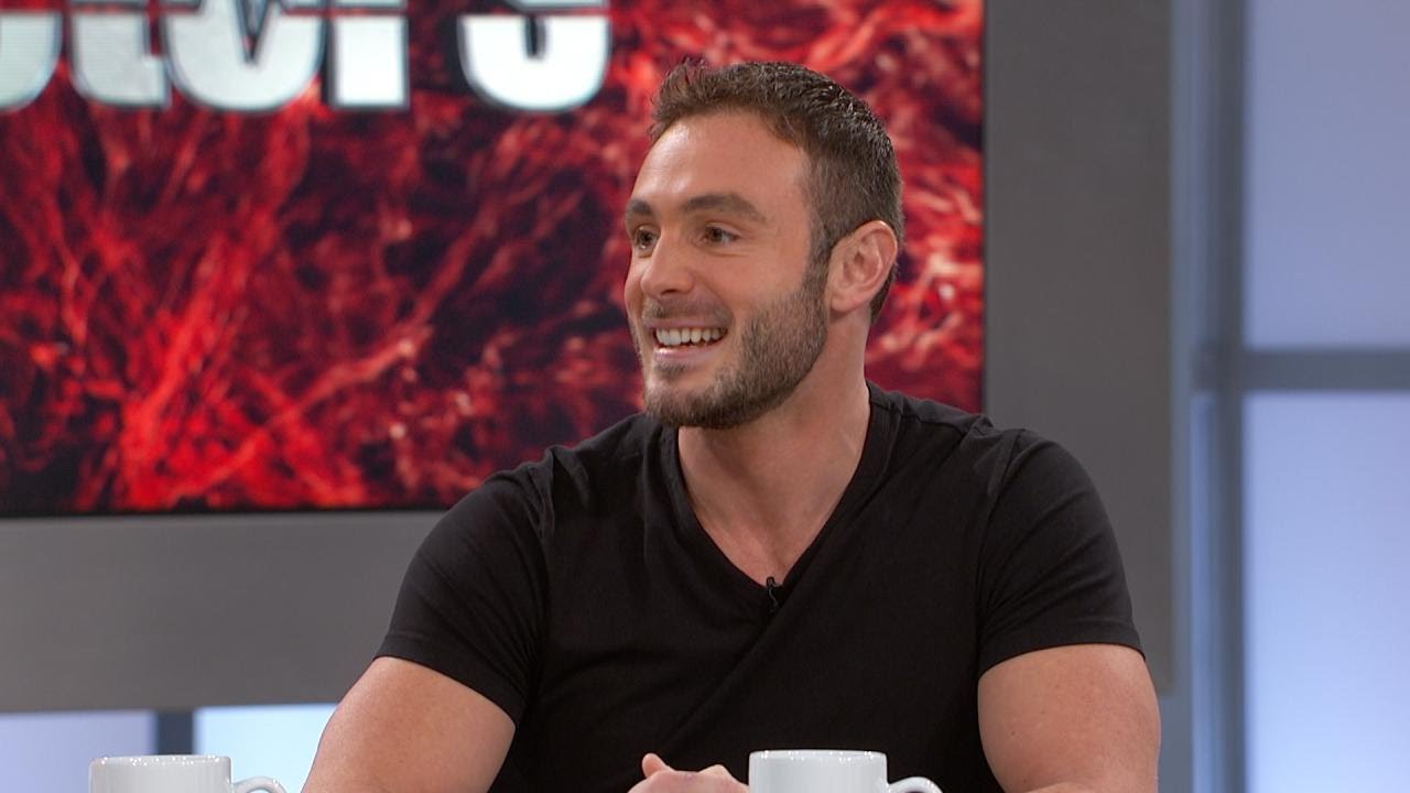 World’s Hottest Doc?!
