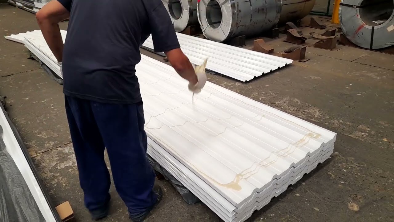 Processo de fabricação telhas termoacústicas Sanduíche