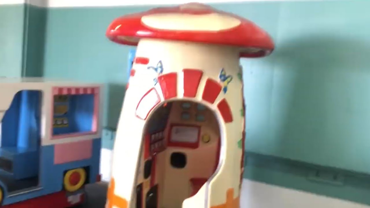 RG Mitchell Musical Mushroom kiddie ride (Faulty And Loud)