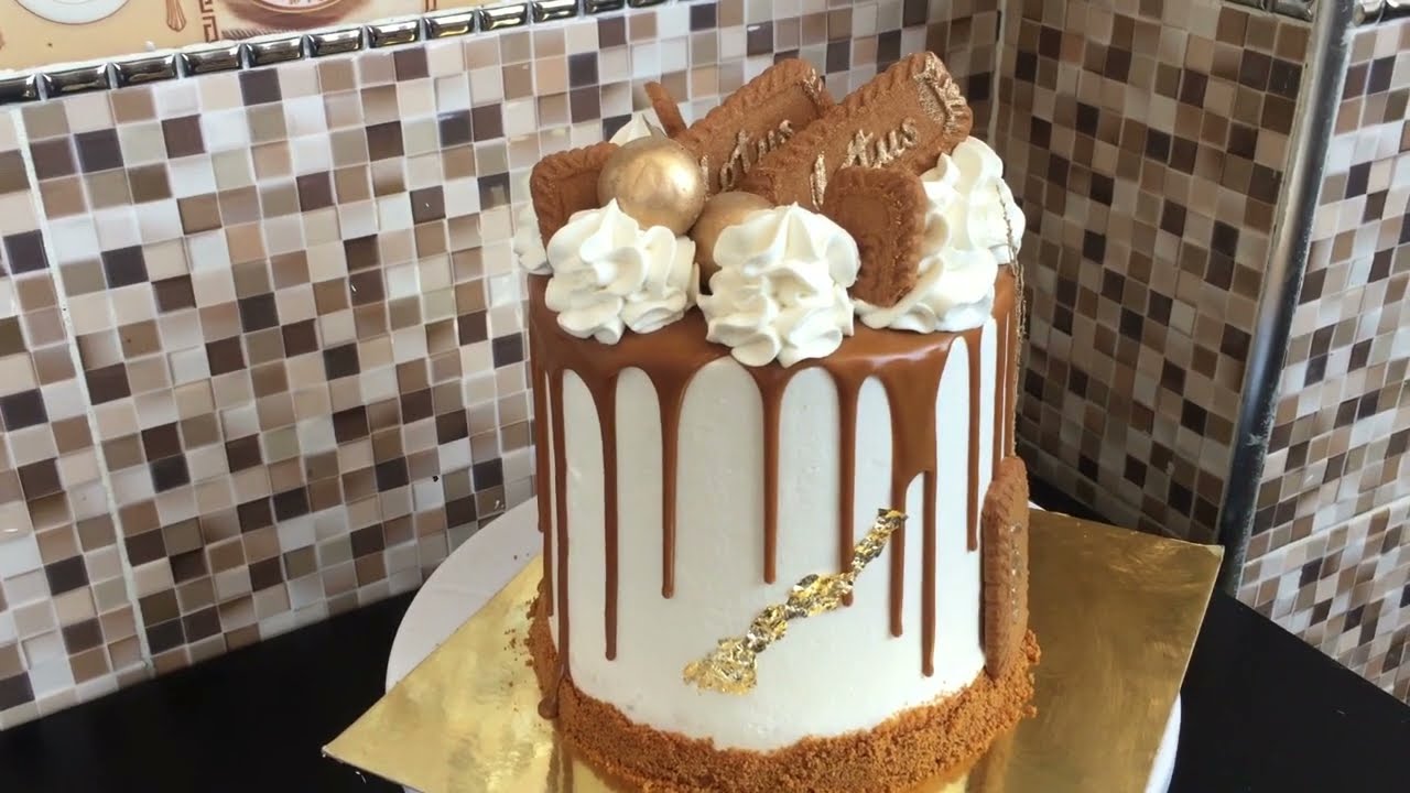 كيك لوتيس بحشوات رائعة layer  cake lotus