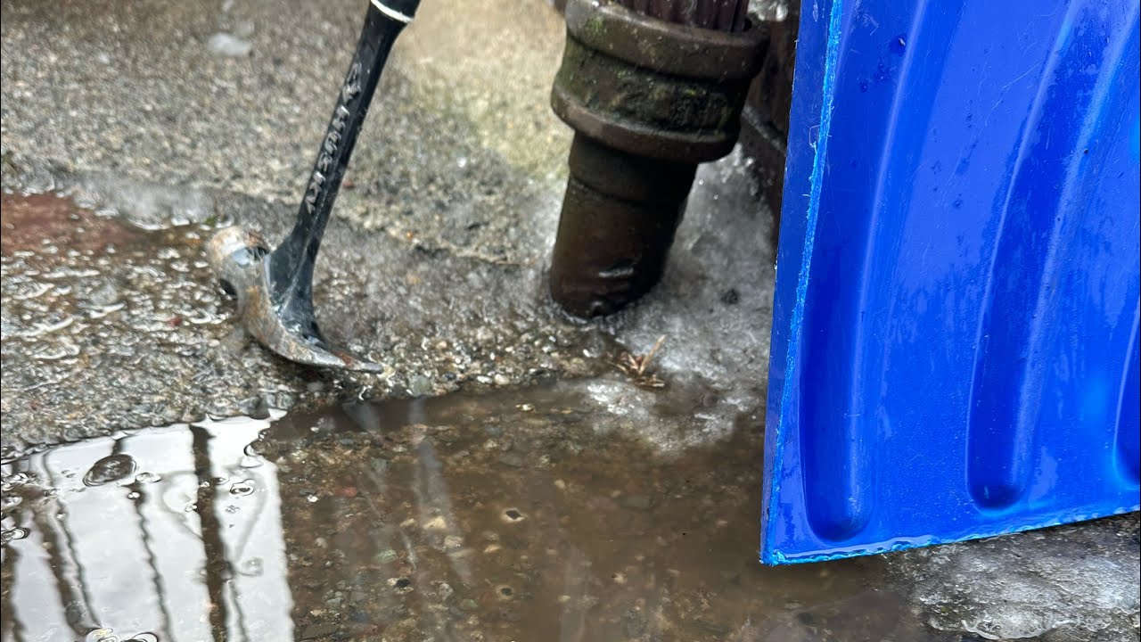 Breaking Ice ASMR