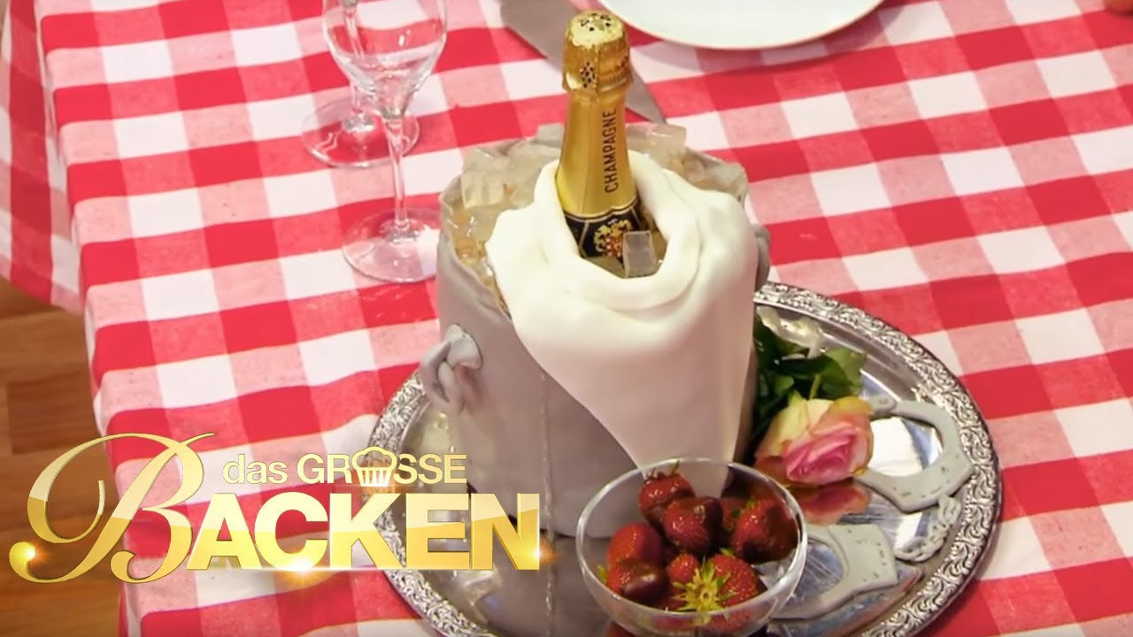 Sexy Verführung der Jury | Das große Backen 2015 | SAT.1 TV