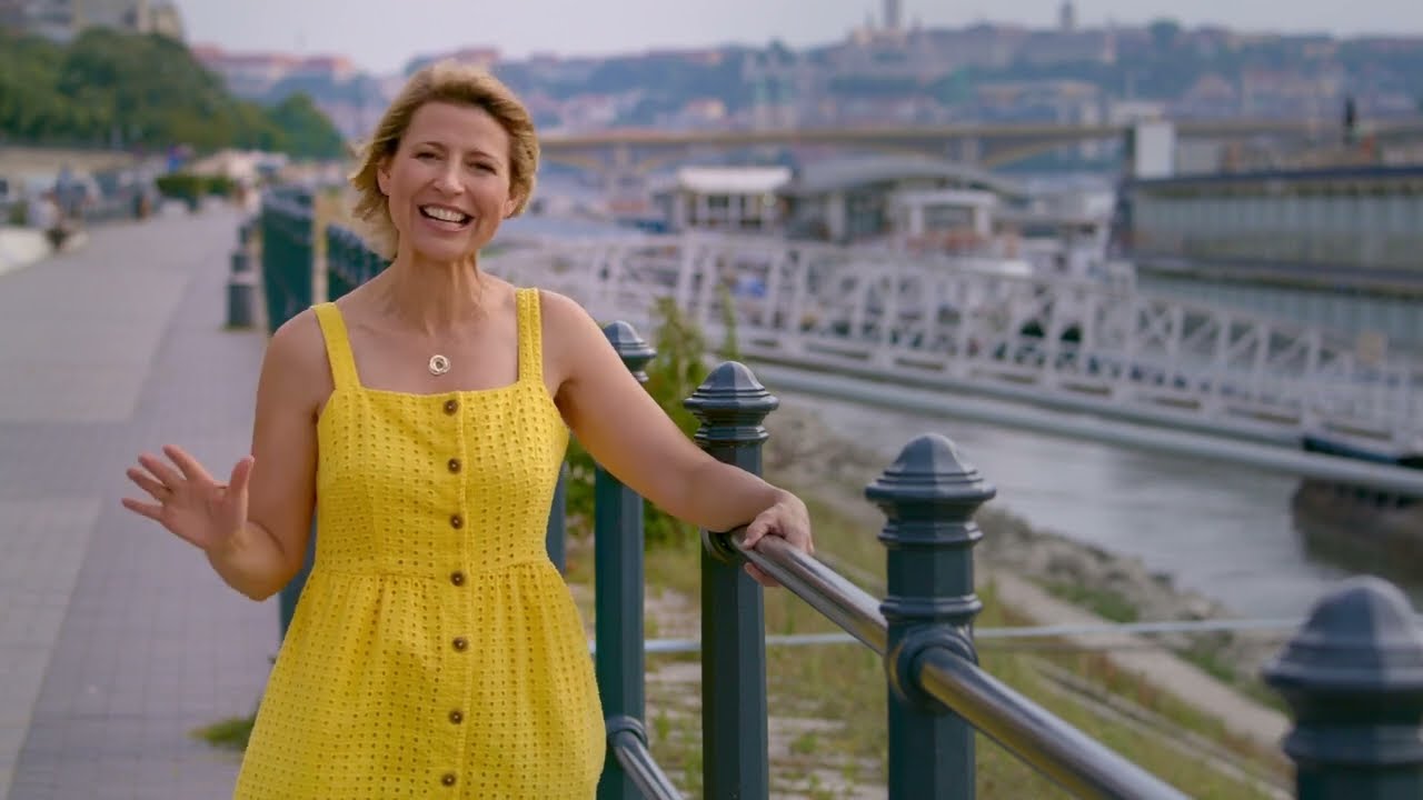 AmaMagna Ship Tour with Godmother Samantha Brown